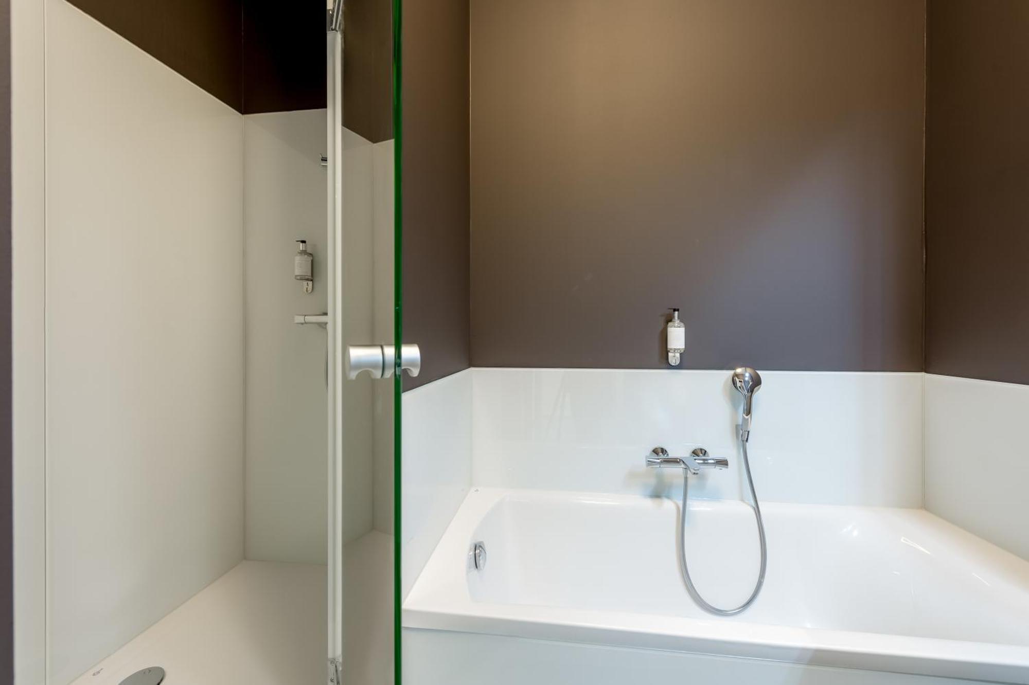 Smartflats Design - Cathedrale Apartment Liege Ruang foto