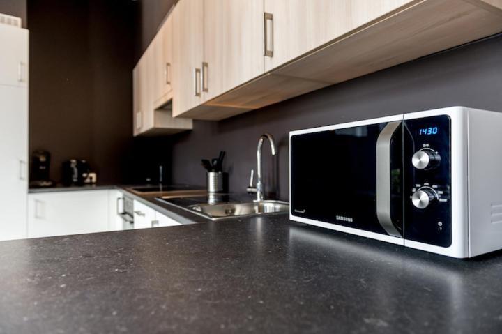 Smartflats Design - Cathedrale Apartment Liege Bagian luar foto